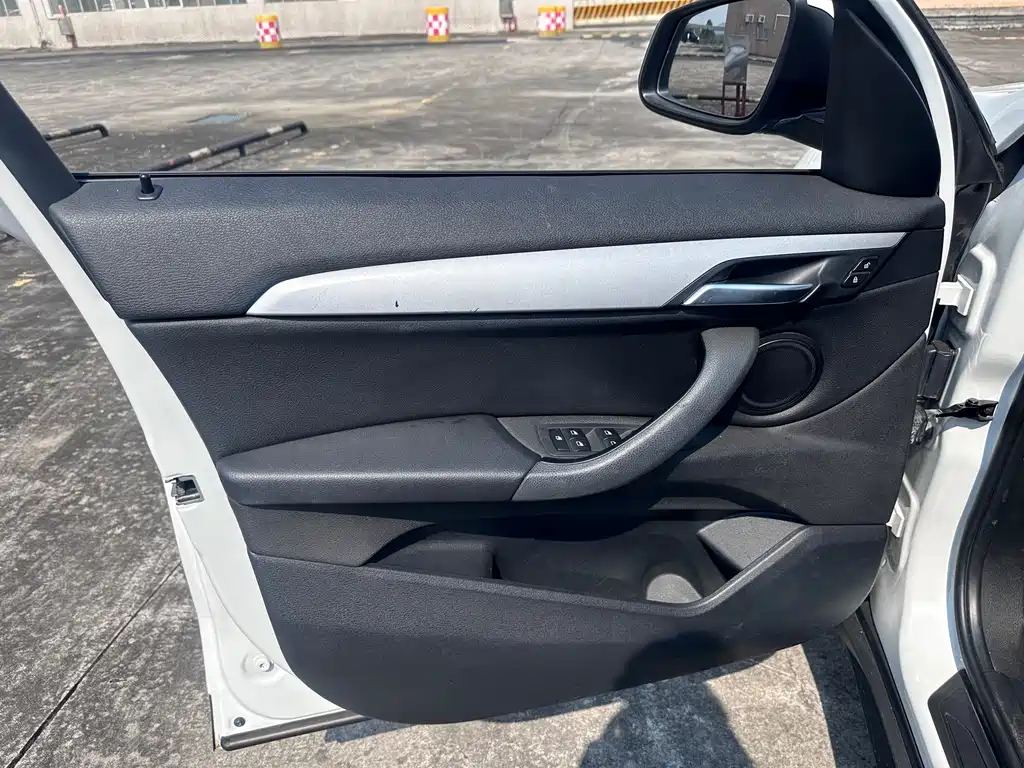 BMW X1 — миниатюра 7