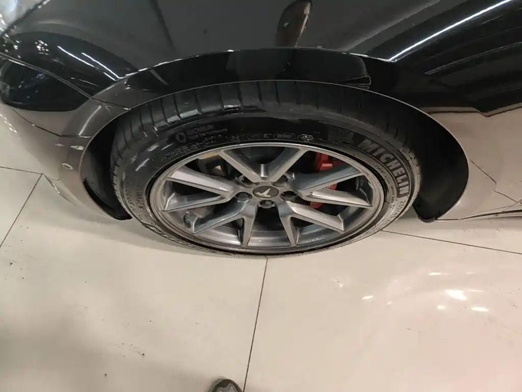 Tesla Model 3 — миниатюра 23