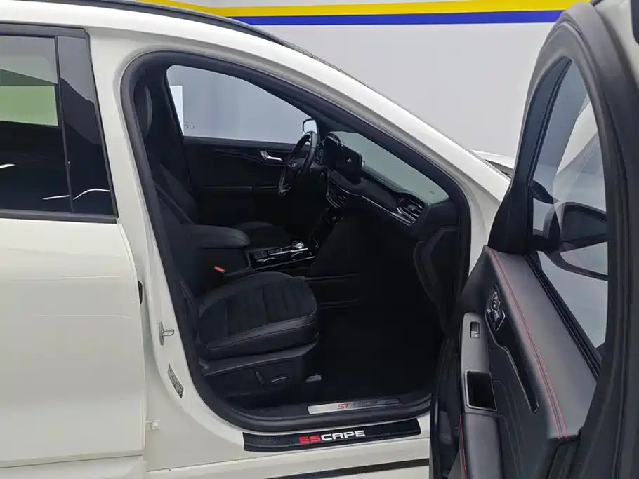 Ford Escape — миниатюра 8
