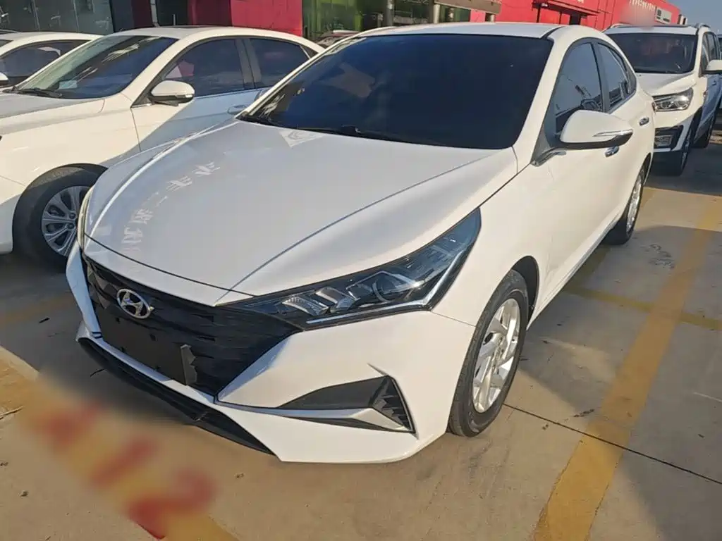 Hyundai Verna