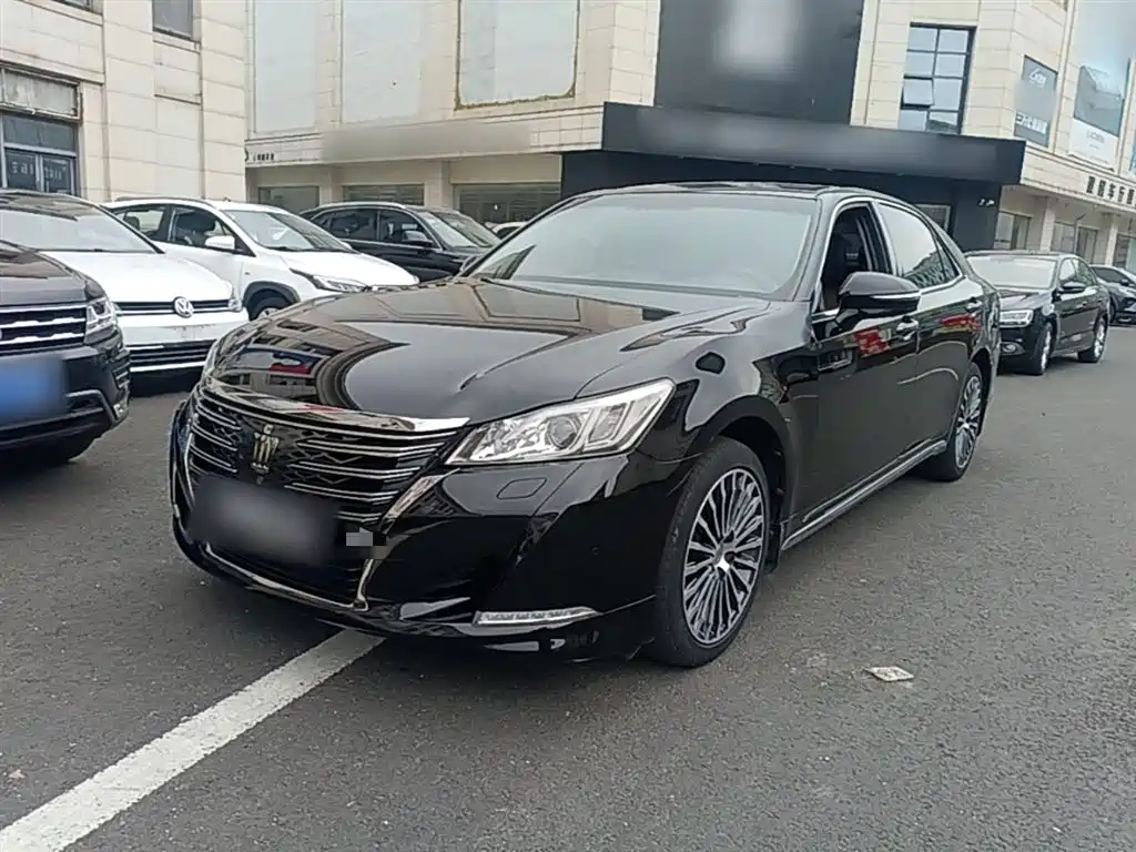 Toyota Crown 2019