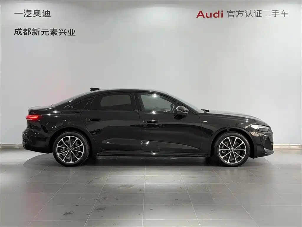 Audi A5L — миниатюра 3