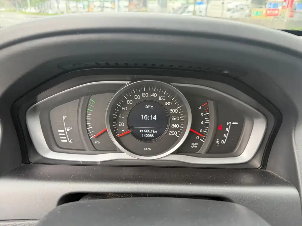 Volvo XC60 (Import) — миниатюра 16