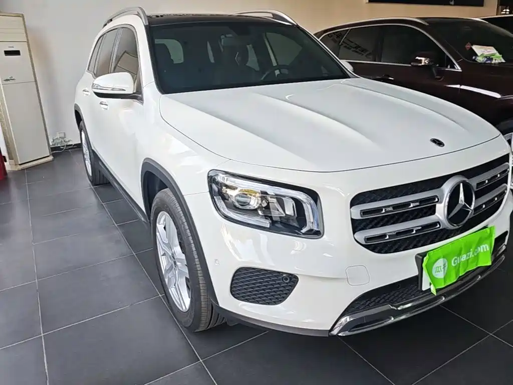 Mercedes-Benz GLB — миниатюра 4