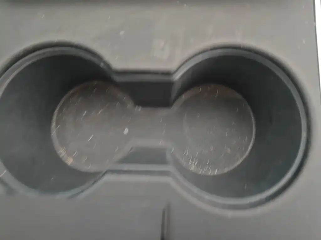 Tesla Model 3 — миниатюра 9