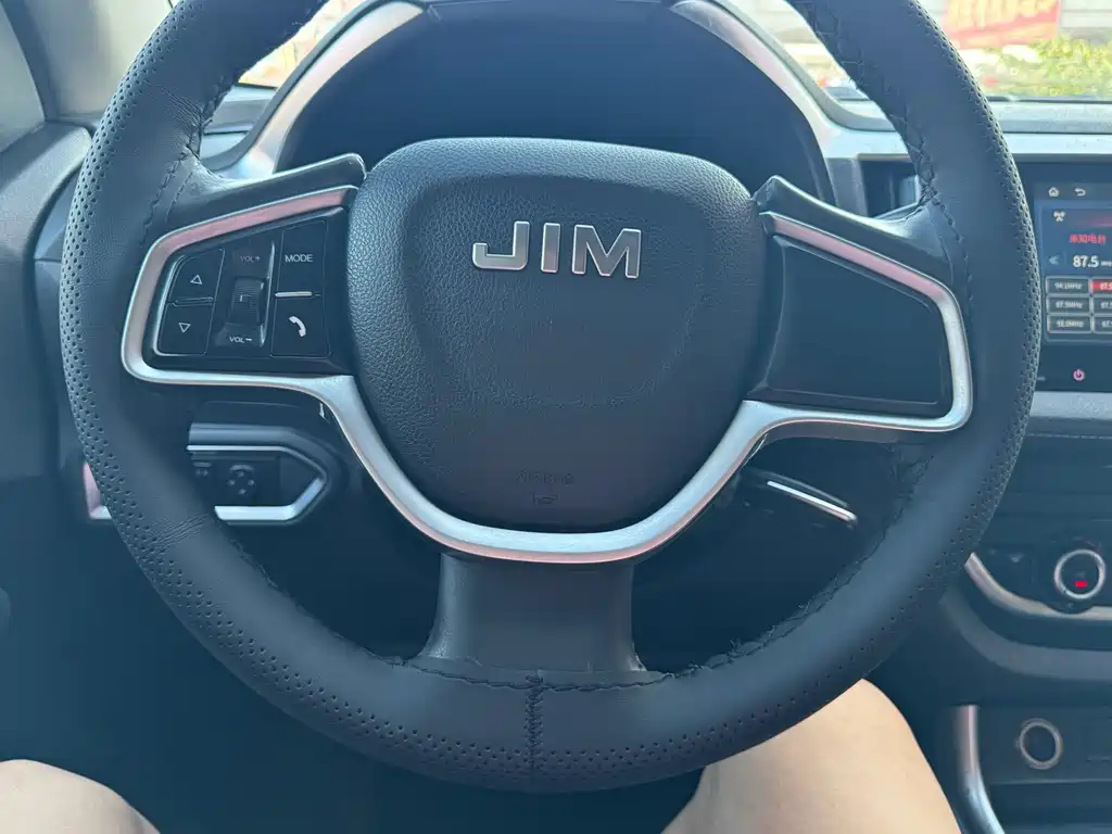 Isuzu RE-MAX Ruimai — миниатюра 8