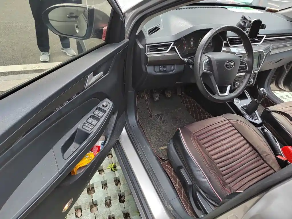 FAW Junpai CX65 — миниатюра 17