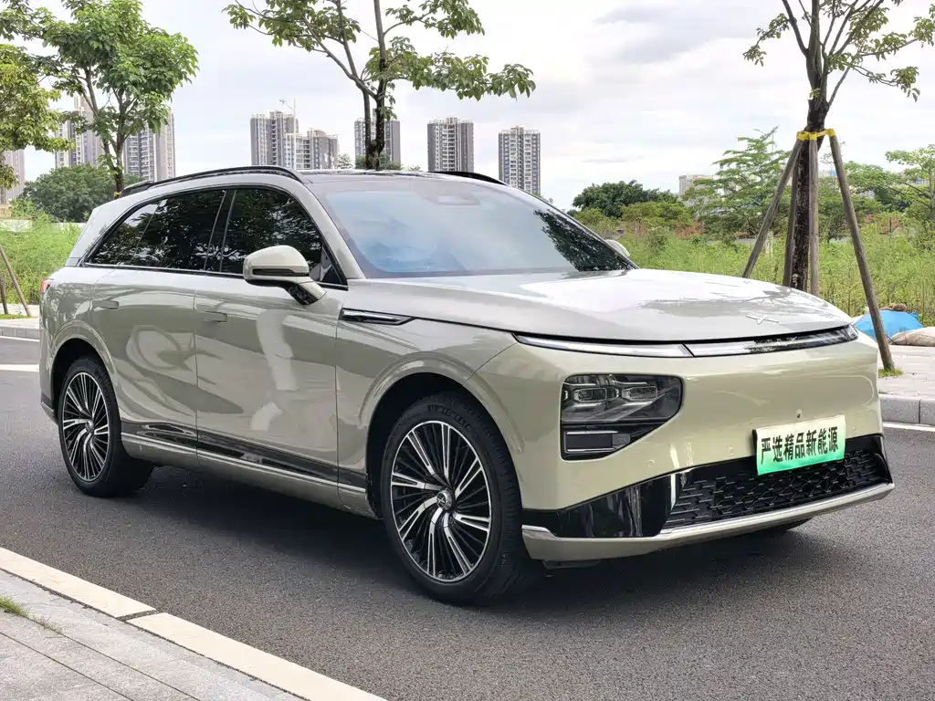 XPeng G9 — миниатюра 3