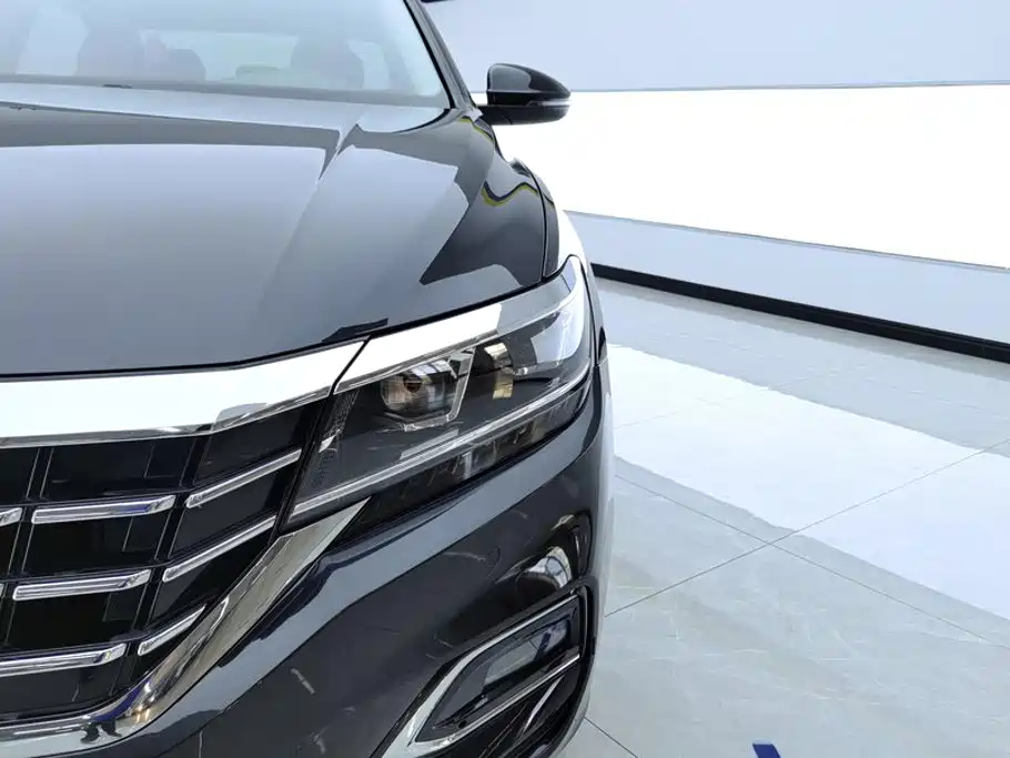 Volkswagen Passat — миниатюра 5