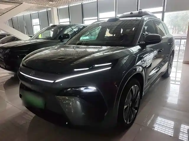 2025 BYD Tang