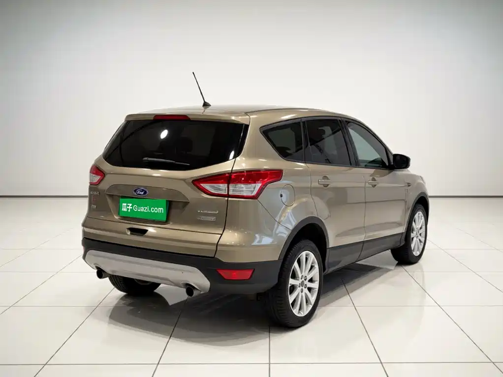 Ford Kuga — миниатюра 4