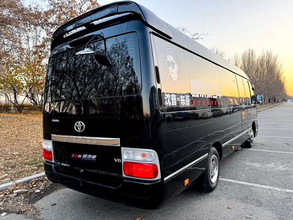 Toyota Coaster 2023 4.0L MT