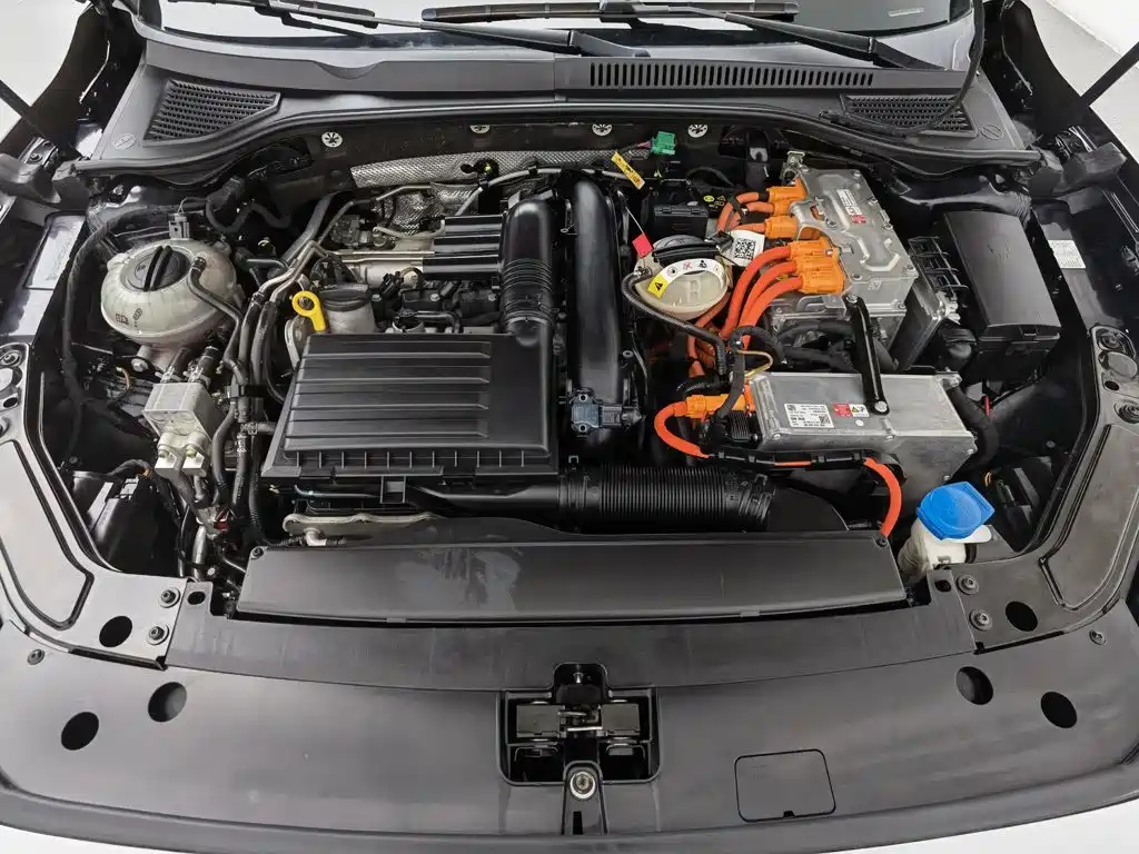 Volkswagen Passat PHEV — миниатюра 6