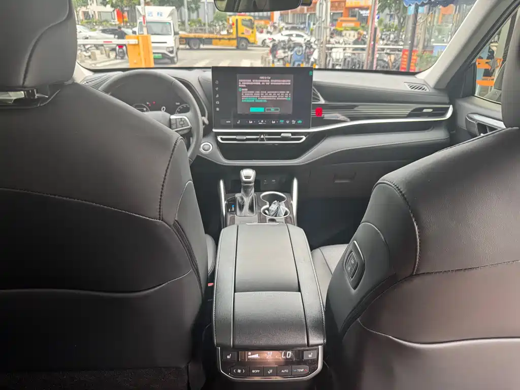 Toyota Highlander 2026 2.5L Luxury 7 мест