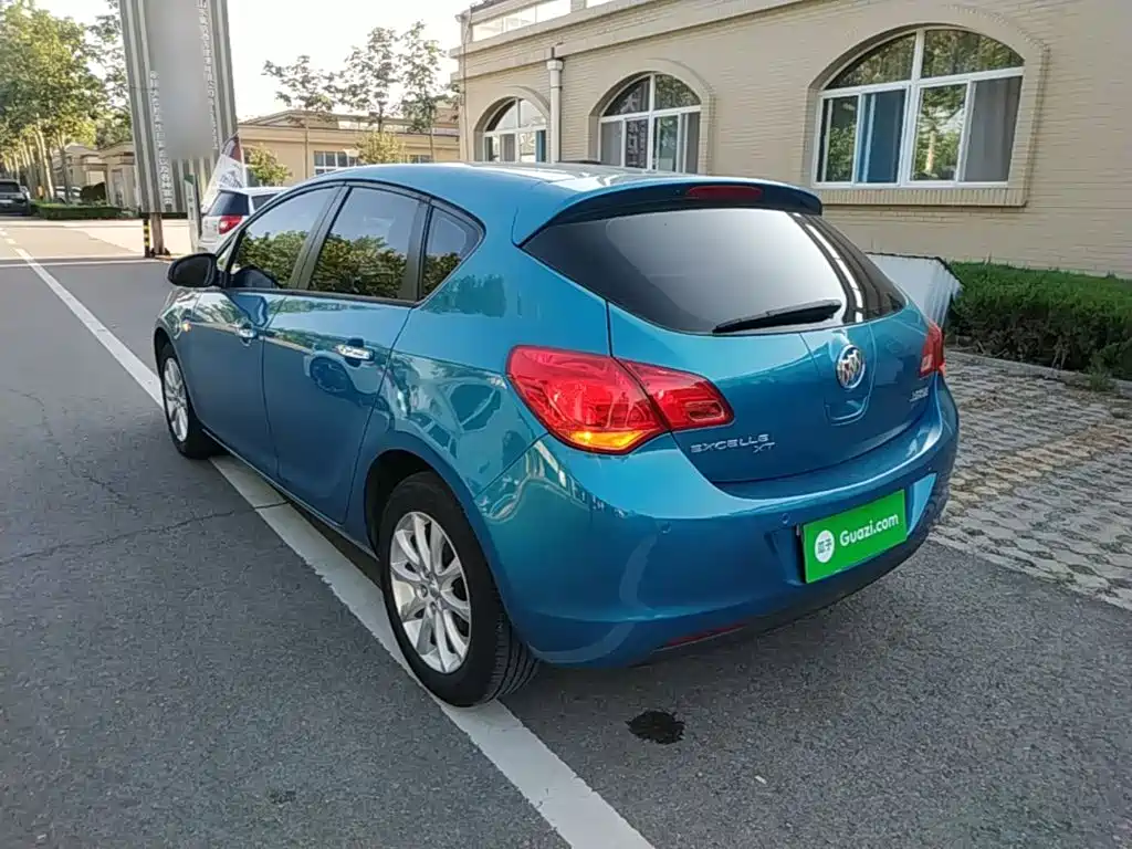 Buick Excelle — миниатюра 5