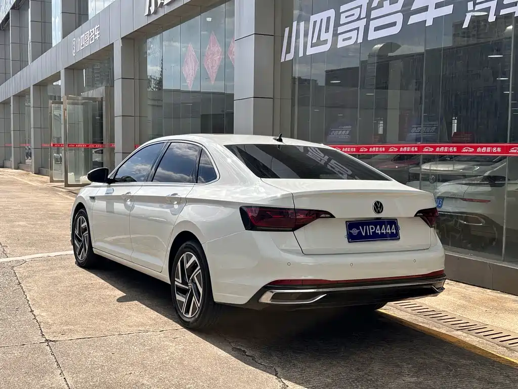 Volkswagen Sagitar — миниатюра 8