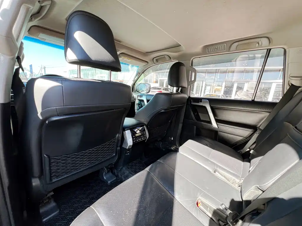 Toyota Land Cruiser Prado 2018 3.5L AT TX-L