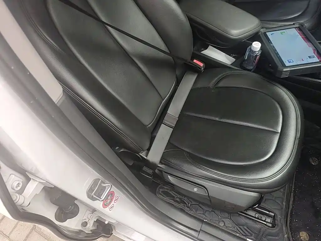 BMW 2 Series Active Tourer — миниатюра 20