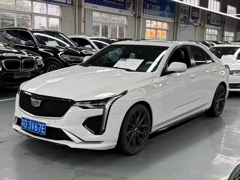 Cadillac CT4 2021