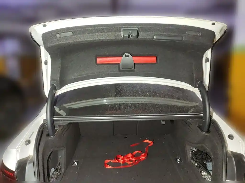 Audi A4L — миниатюра 10