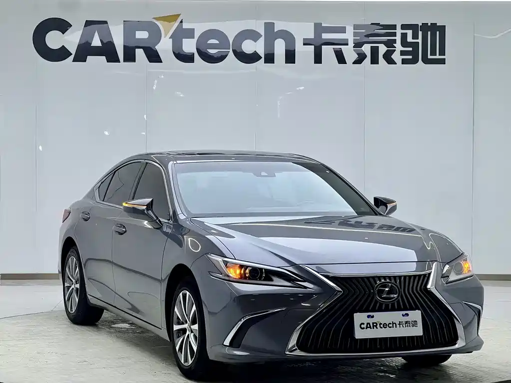 Lexus ES 2020 200
