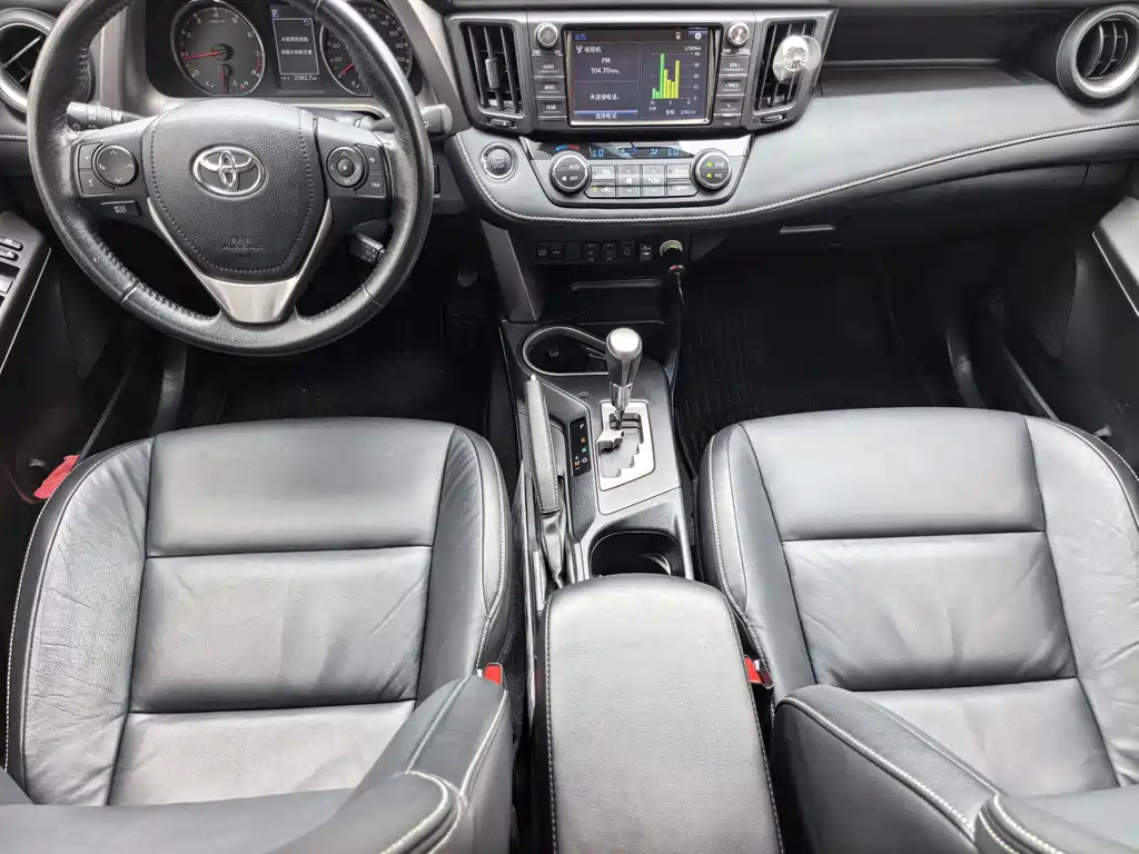 TOYOTA RAV4 RONGFANG