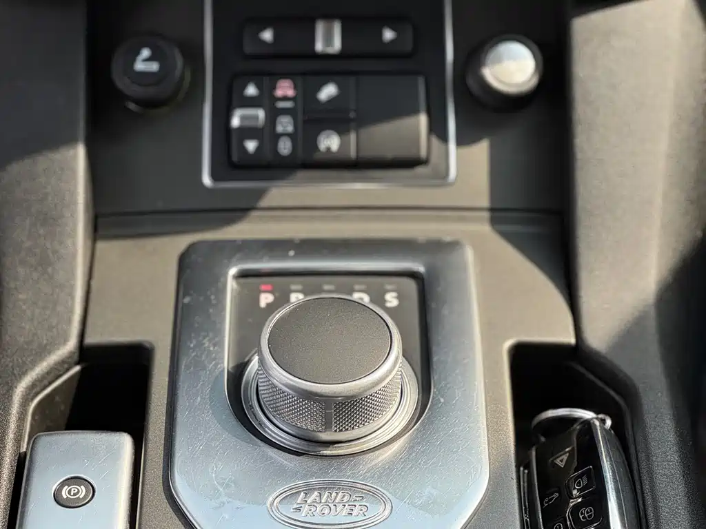 Land Rover Discovery — миниатюра 11
