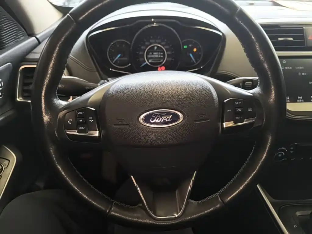 Ford Escort — миниатюра 11