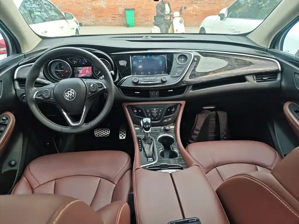 Buick Envision Plus — миниатюра 10