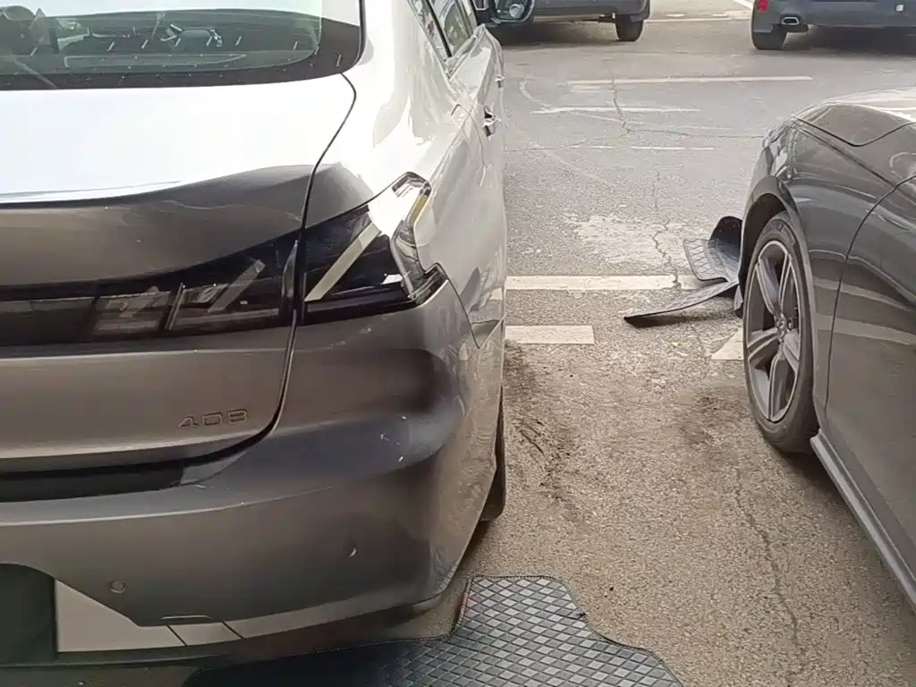 Peugeot 408 — миниатюра 8