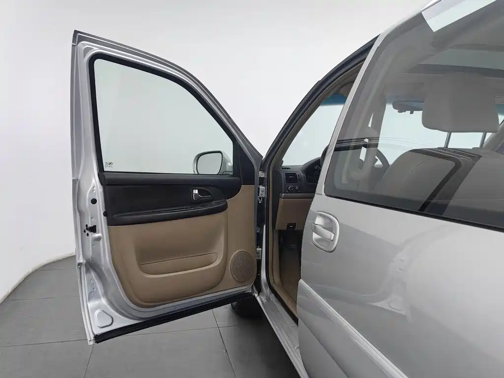 Buick GL8 — миниатюра 8