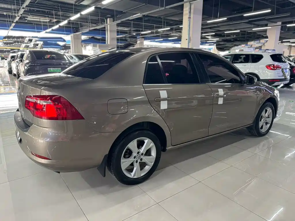 Volkswagen Bora — миниатюра 9