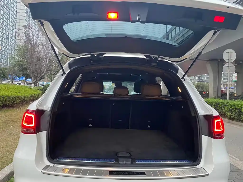 Mercedes-Benz GLC — миниатюра 9