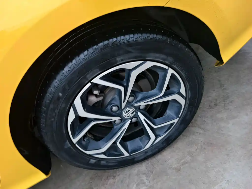 MG MG5 — миниатюра 11