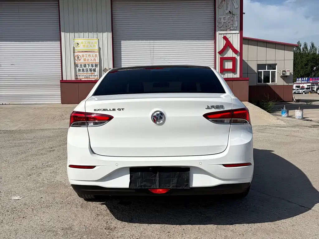 Buick Excelle — миниатюра 8