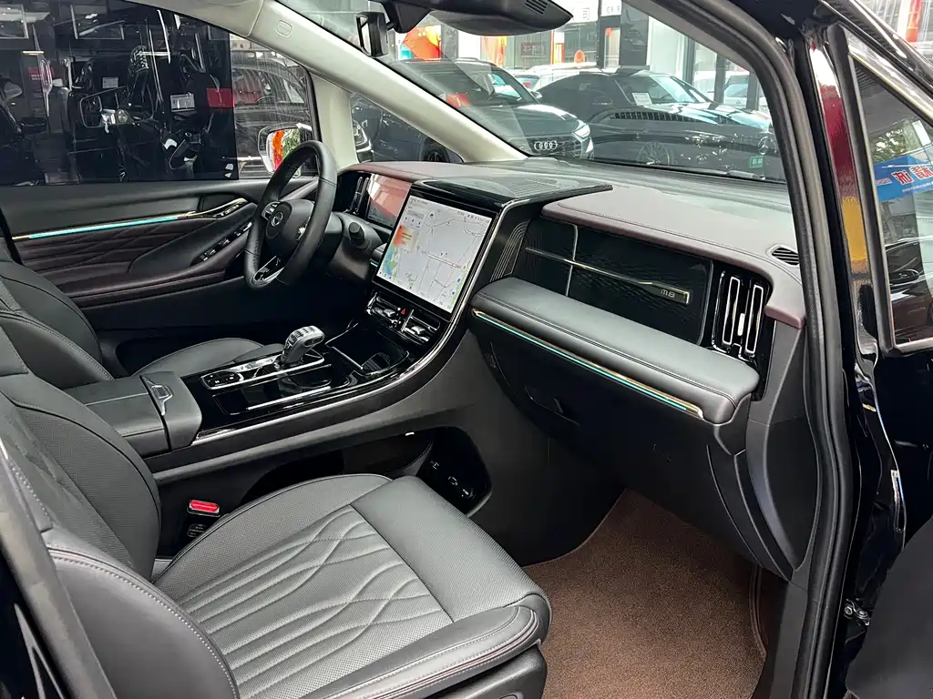 GAC Motor Trumpchi M8 — миниатюра 21