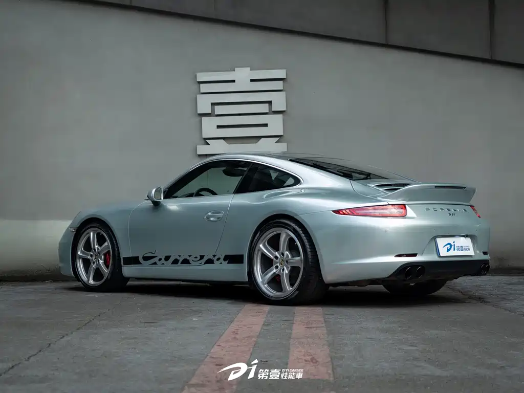 Porsche 911 — миниатюра 3