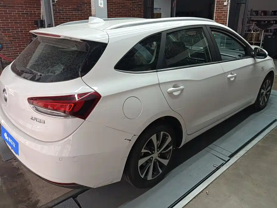Buick Excelle — миниатюра 3