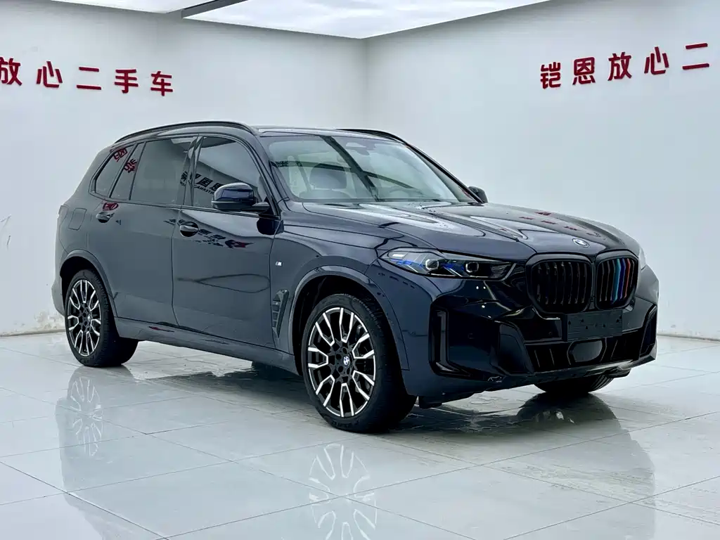BMW X5 2025 xDrive 40Li M Sport