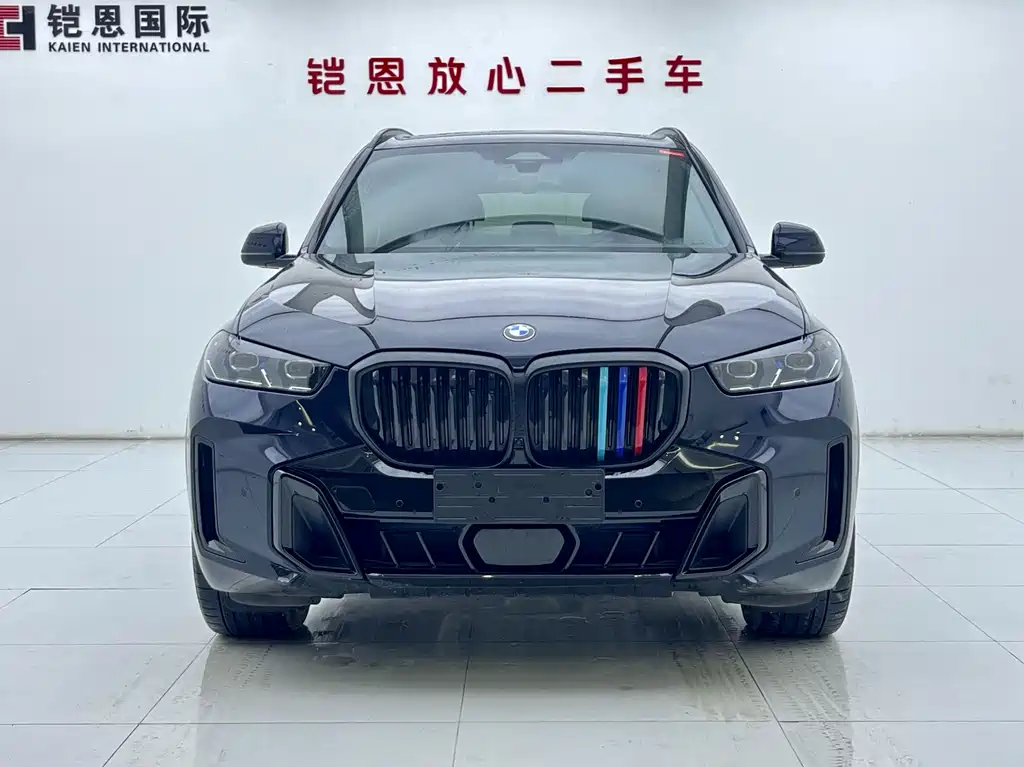 BMW X5 2025 xDrive 40Li M Sport