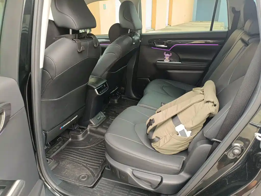Toyota Highlander — миниатюра 18