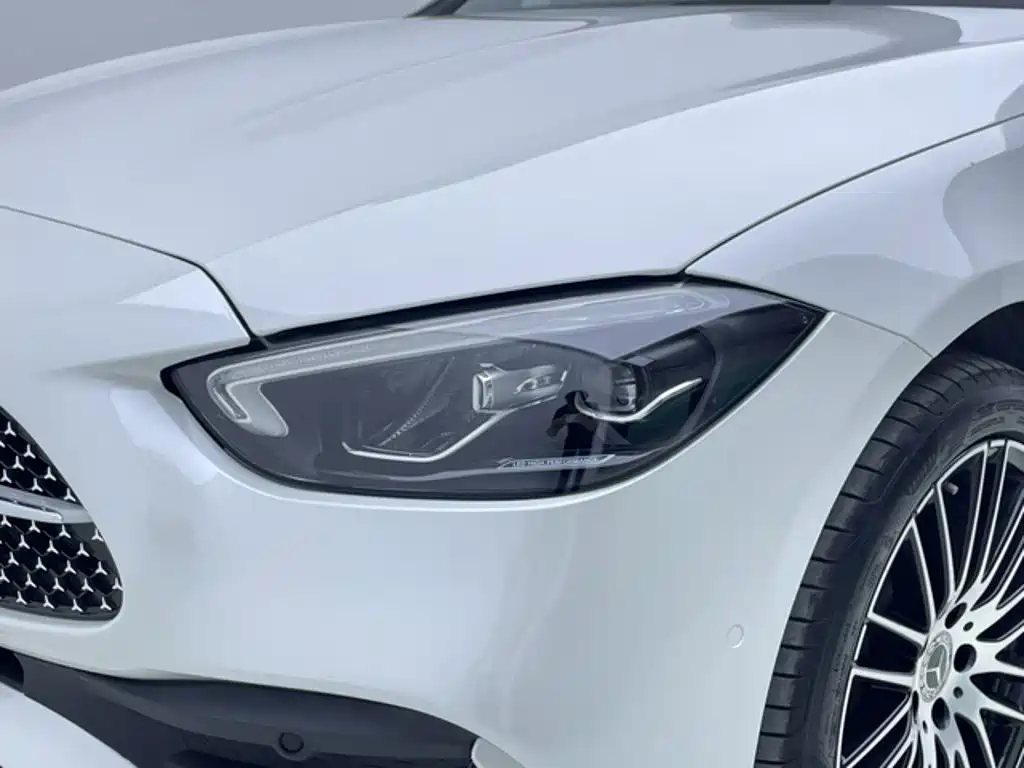 Mercedes-Benz C-Class — миниатюра 9