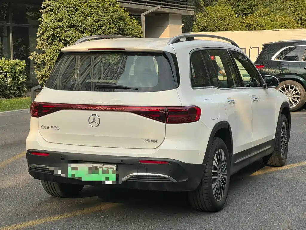 Mercedes-Benz EQB — миниатюра 3