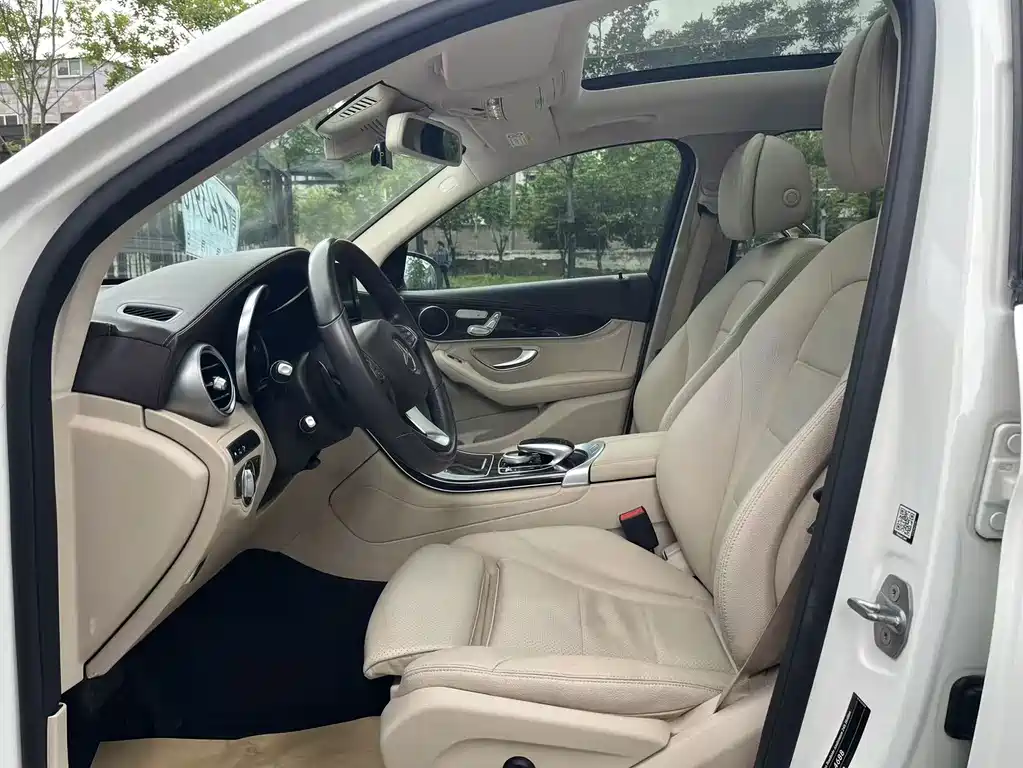 Mercedes-Benz GLC — миниатюра 10