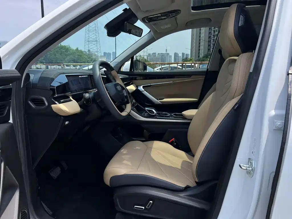 Geely Boyue L — миниатюра 8