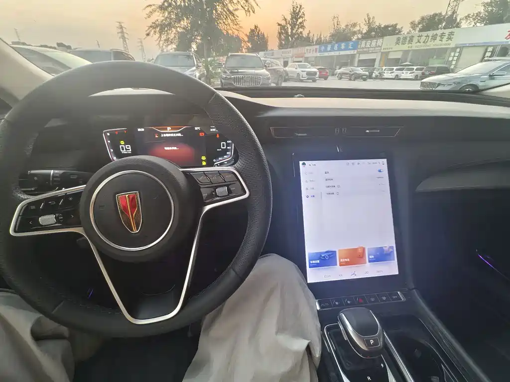 Hongqi Hongqi H5 — миниатюра 5