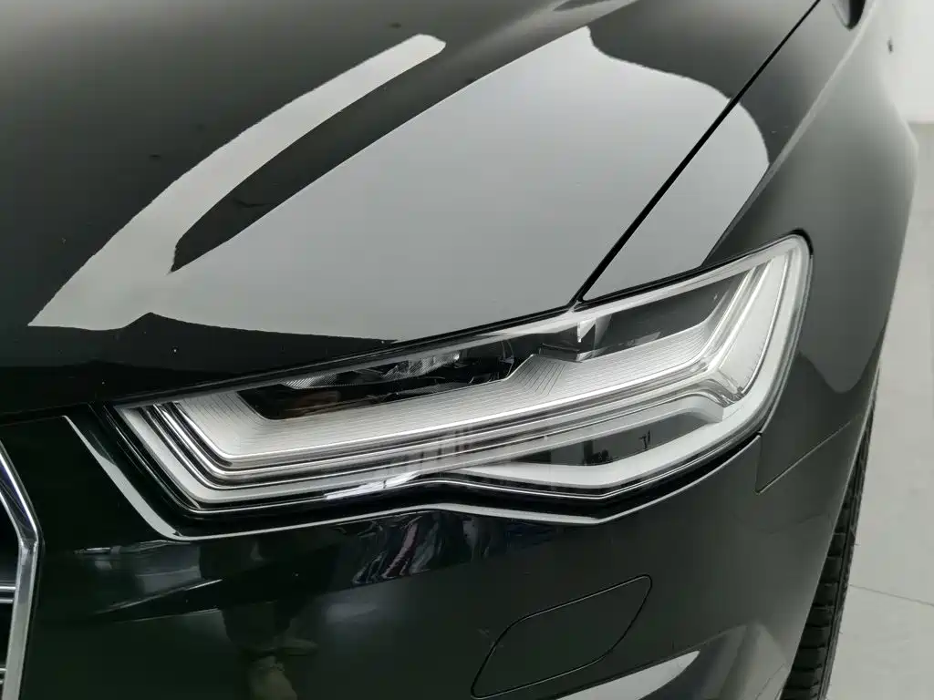 Audi A6L — миниатюра 7