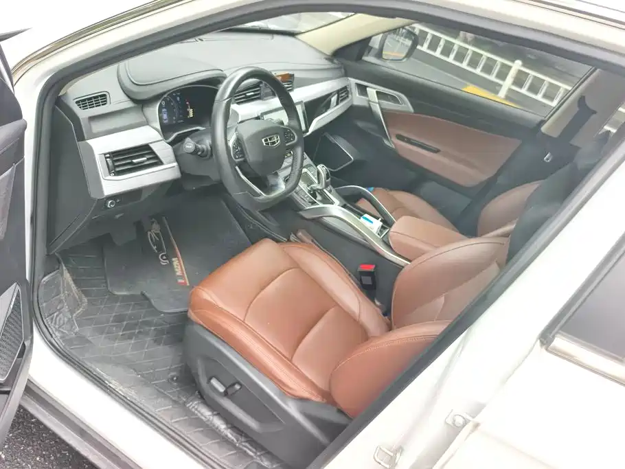 Geely Boyue — миниатюра 9