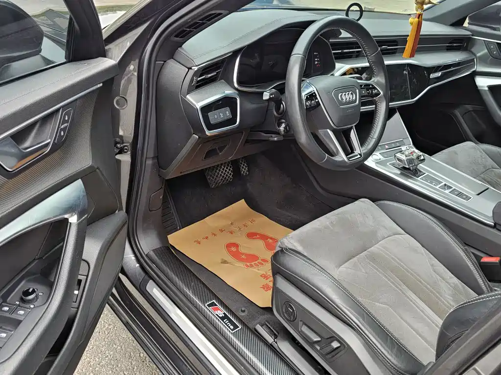 Audi A6L — миниатюра 10