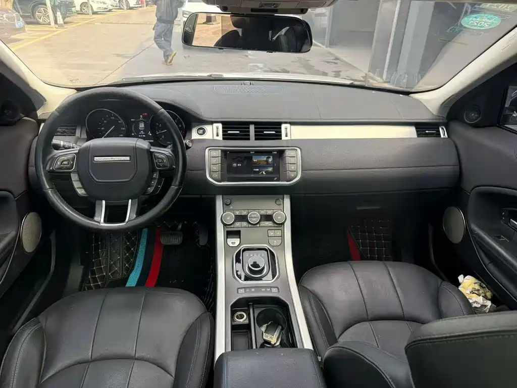 Land Rover Evoque 2.0T SE Smart Shine Edition, фото 6
